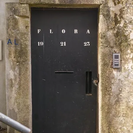 Apartment Burgo Flora 2 *